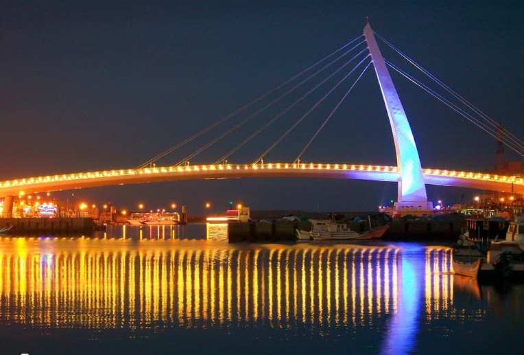 Lovers Bridge lit up