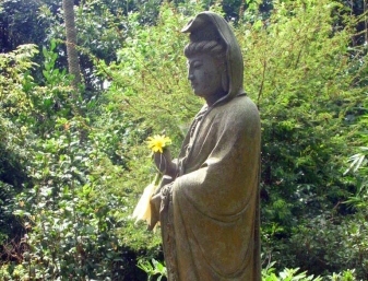 A statue of Kuanyin